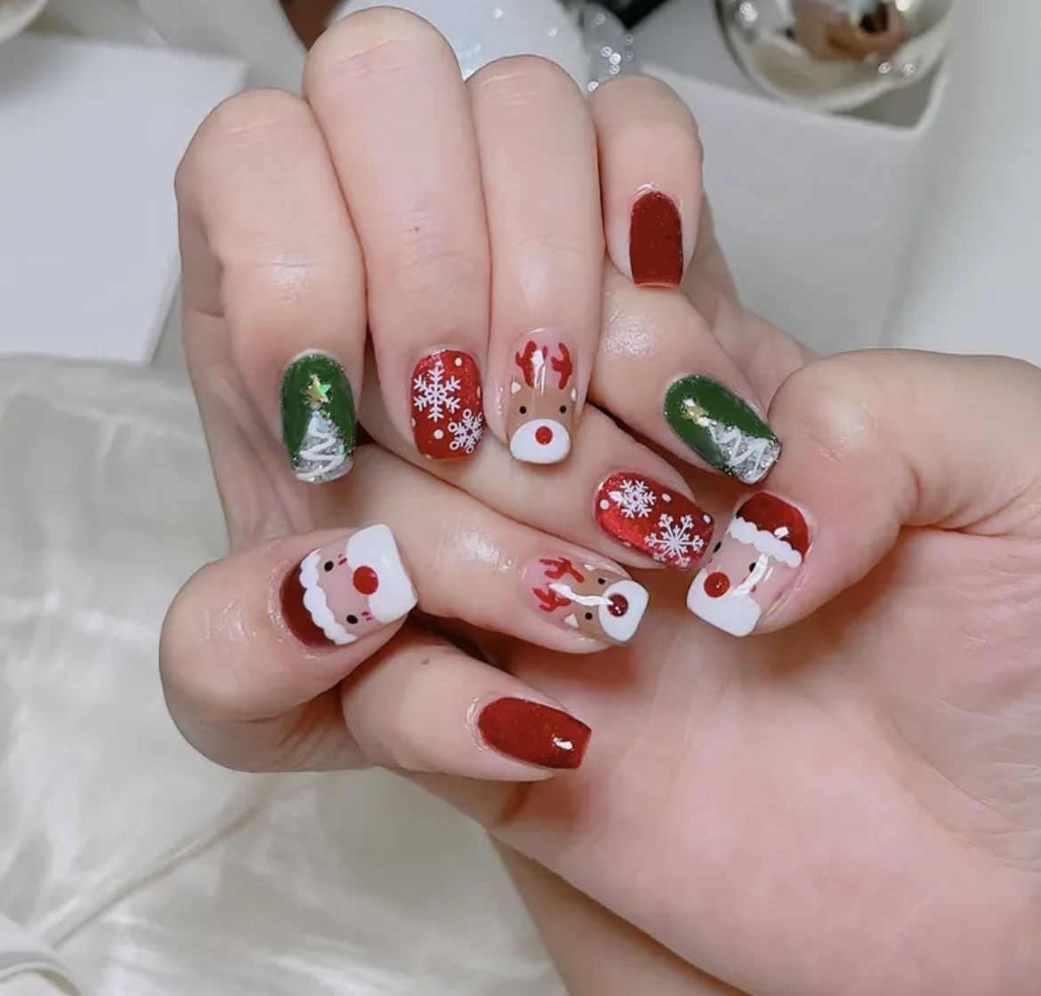 Decorating Tip Set - Uñas Postizas Navideñas con Diseño de
